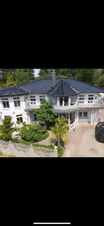 Villa in Walsrode Exteriör bild